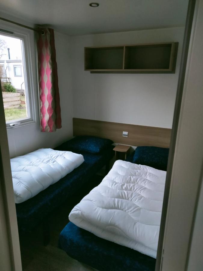 Bj Chalets - Robbengat 68 - Gezellige Chalet Op Vakantiepark Lauwersoog! Vroege Incheck! Exterior photo