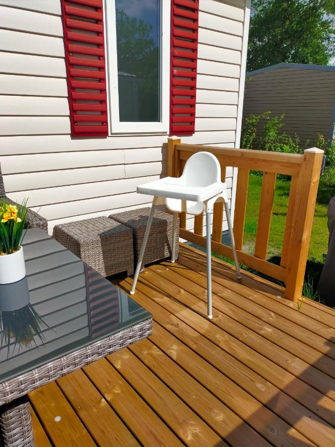 Bj Chalets - Robbengat 68 - Gezellige Chalet Op Vakantiepark Lauwersoog! Vroege Incheck! Exterior photo